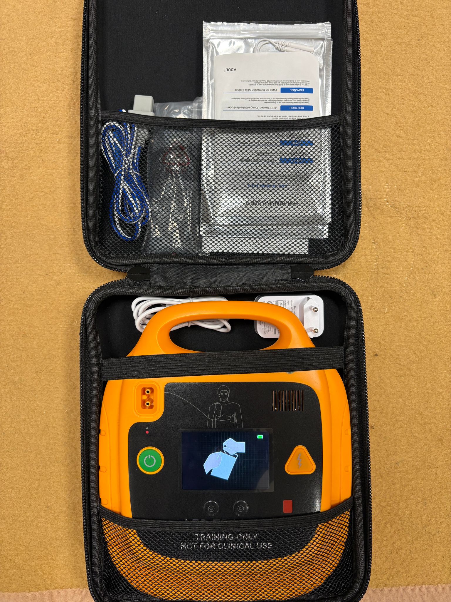 Trenażer AED